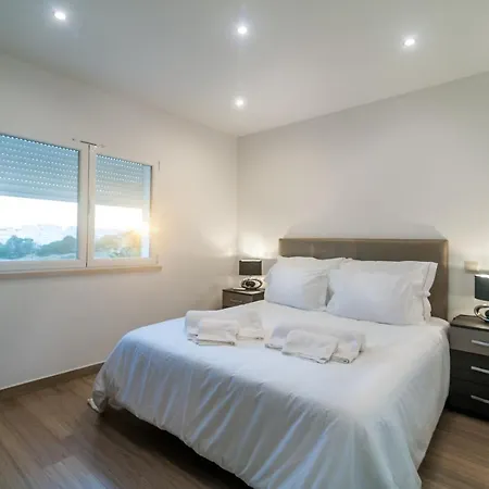 Aqua-jacuzzi-heatable Pool-sauna-gym-snooker Villa Albufeira