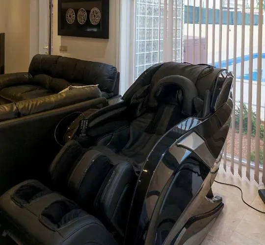 Aqua-jacuzzi-heatable Pool-sauna-gym-snooker * Αλμπουφέιρα